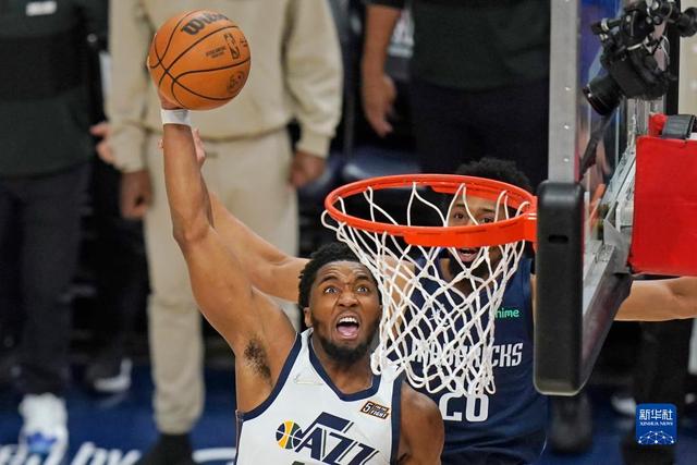NBA总决赛G1-马刺负尼克斯 文班26+12布伦森30分